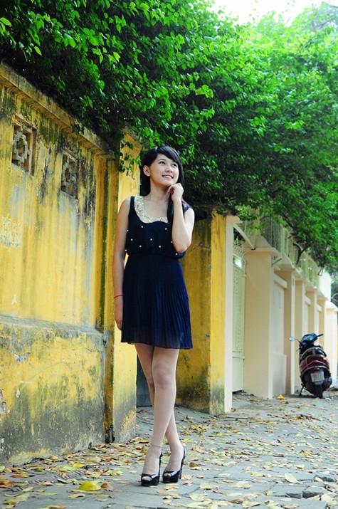 Phương Thảo vừa đạt giải Miss Ảnh cuộc thi dành cho nữ sinh trung học phổ thông Hà Nội mang tên Duyên dáng Hà Thành năm 2012